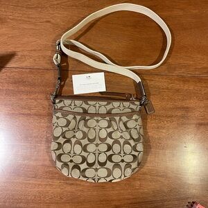 Coach Signature Jacquard Swingpack Crossbody Bag - Like New